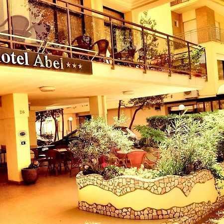 Hotel Abel & Residence Чезенатіко Екстер'єр фото